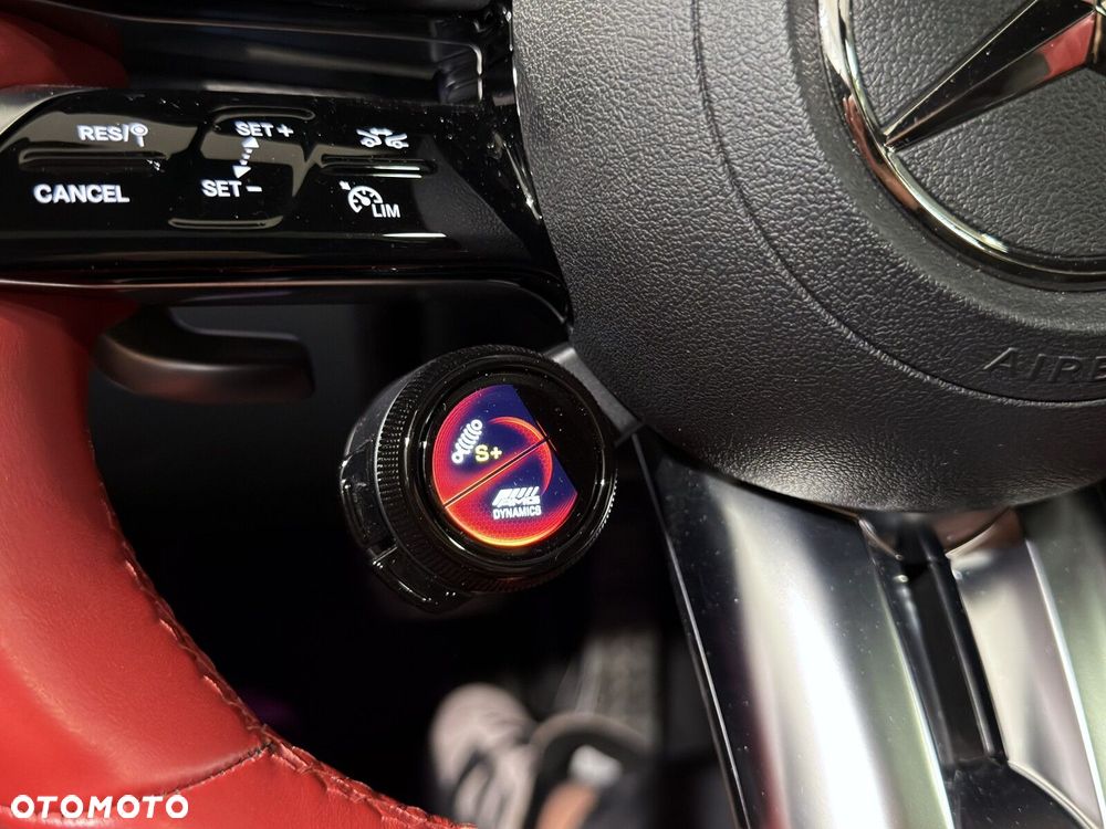 Mercedes-Benz AMG GT - 25