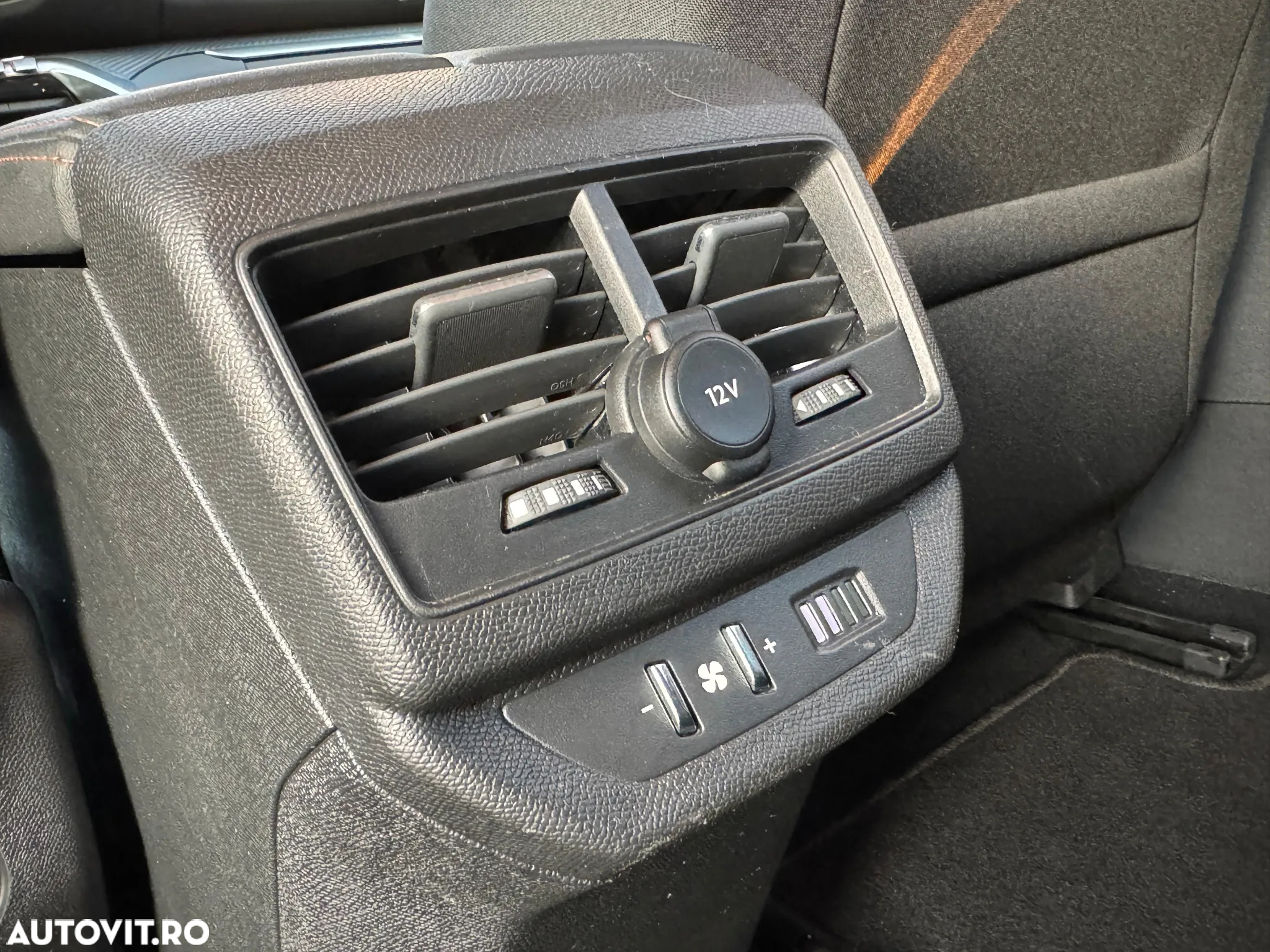 Peugeot 5008 1.5 BlueHDI s&s EAT8 Allure - 4