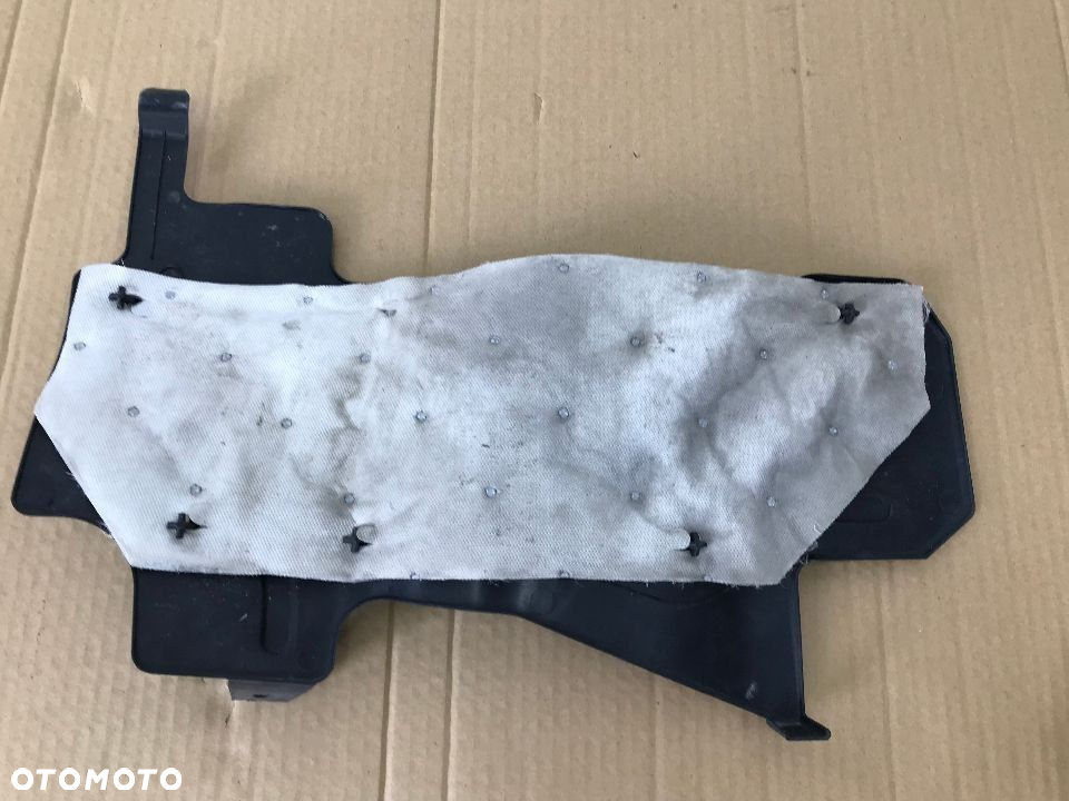 Osłona podwozia Peugeot 208 I 2008 I Citroen C3 III osłona nadkola prawa 9673876780 - 4