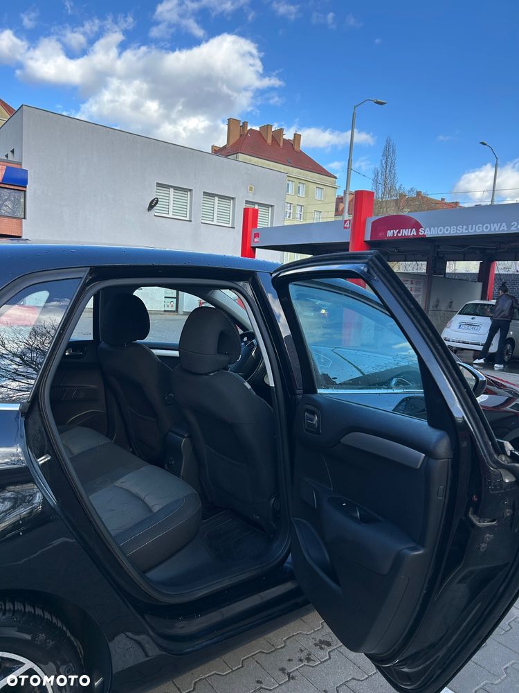 Citroën C4 e-HDi 115 ETG6 Exclusive - 15