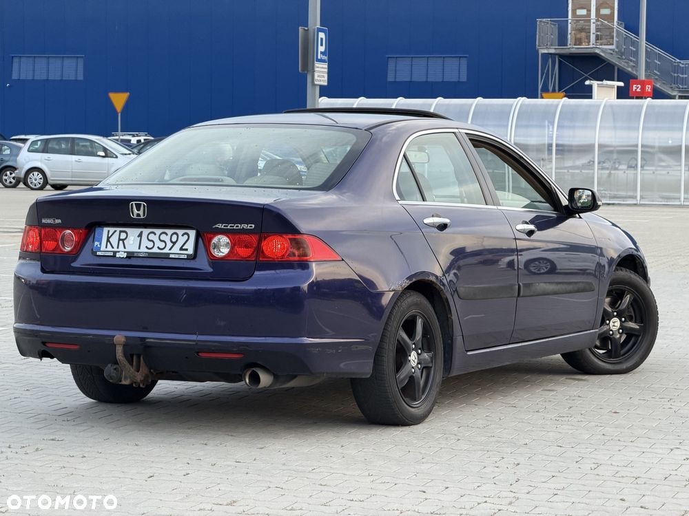 Honda Accord 2005 photo 3