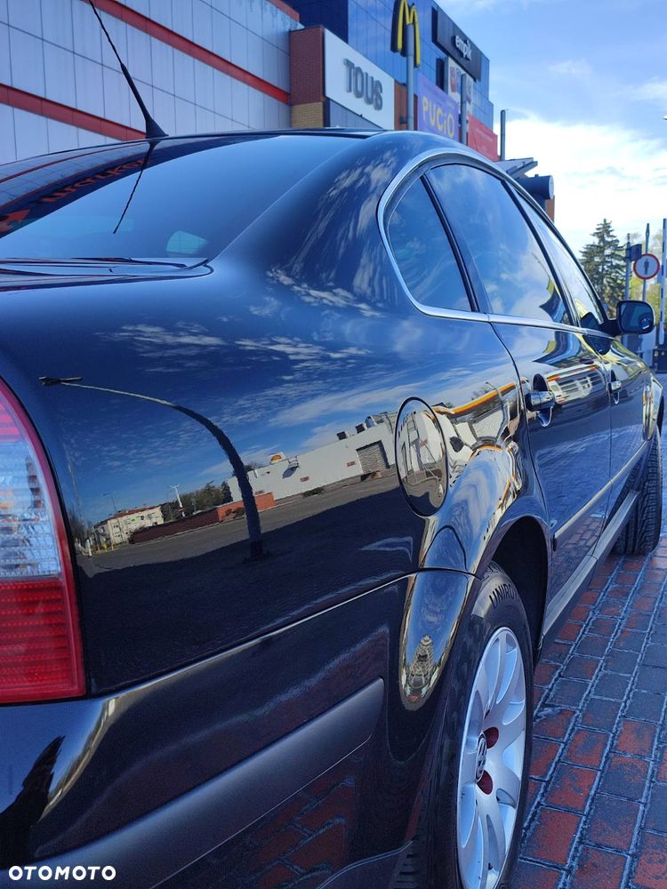 Volkswagen Passat - 5