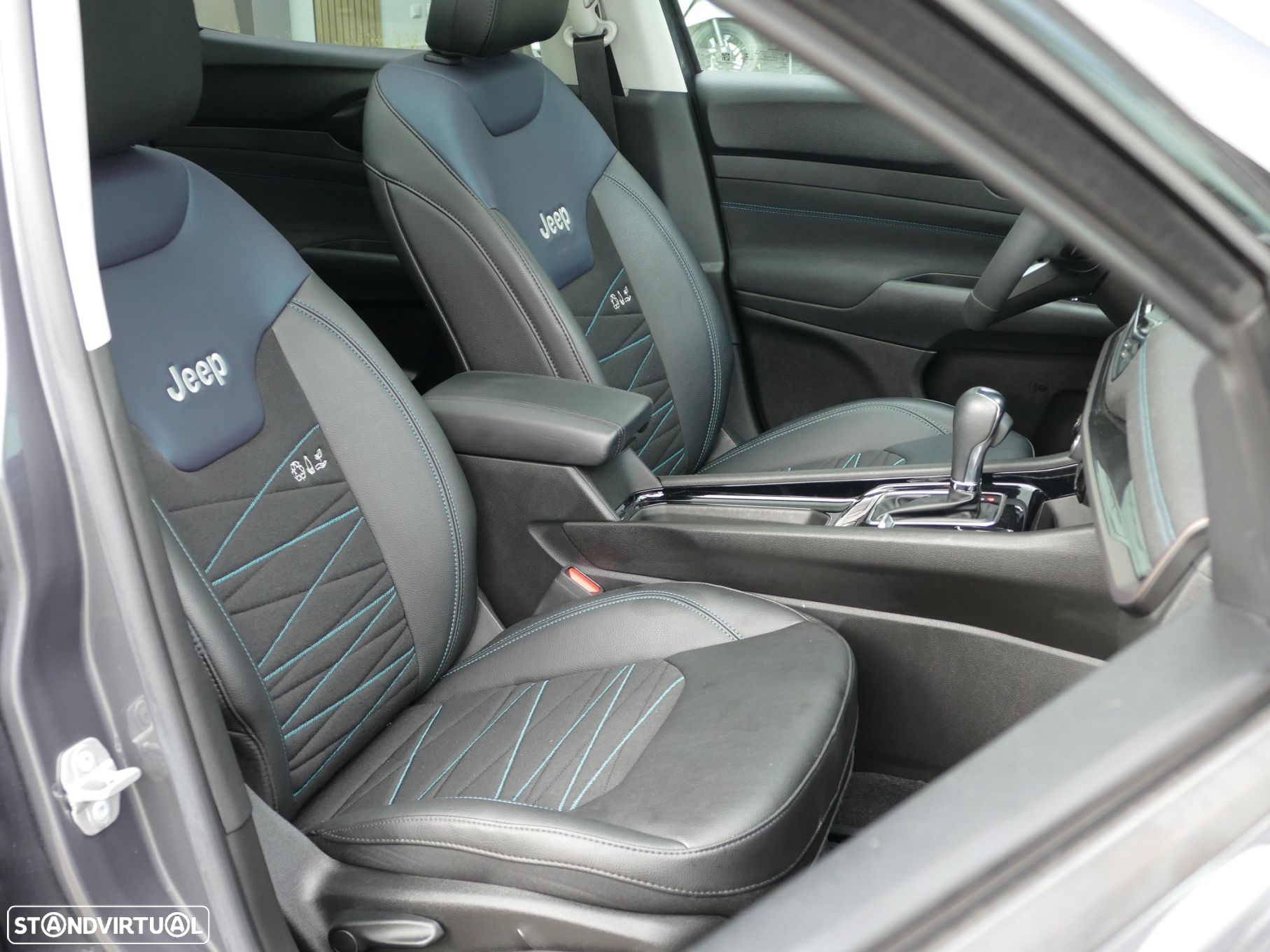 Jeep Compass 1.3 TG 4Xe Trailhawk - 33