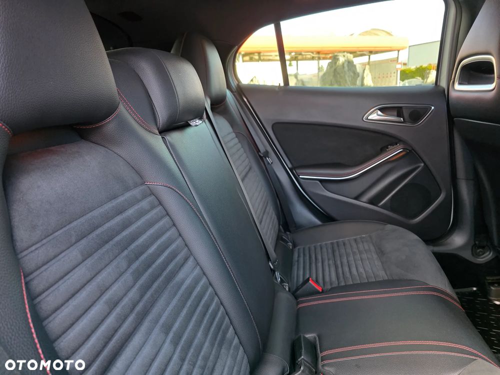 Mercedes-Benz GLA 220 CDI 4-Matic - 4