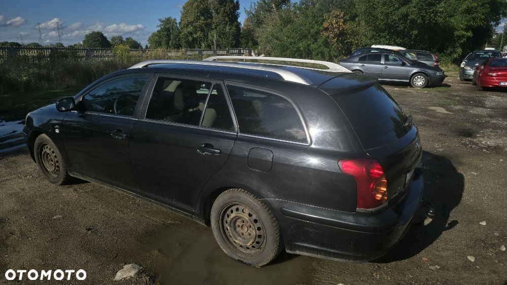 Toyota Avensis - 3