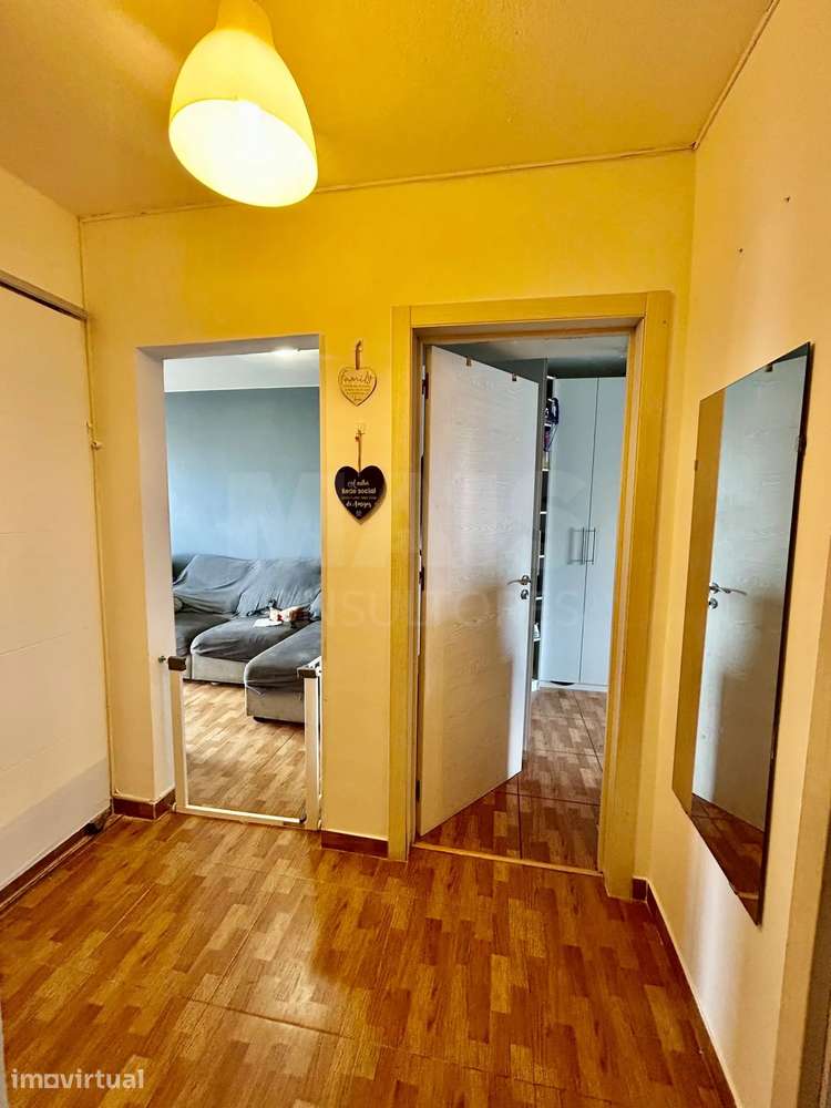 Apartamento T3 com elevador e arrecadação no Vale da Amoreira e Bai... - Grande imagem: 5/16