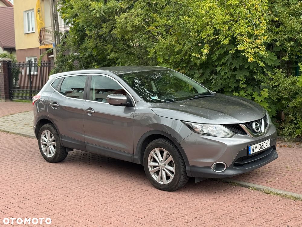 Nissan Qashqai - 1