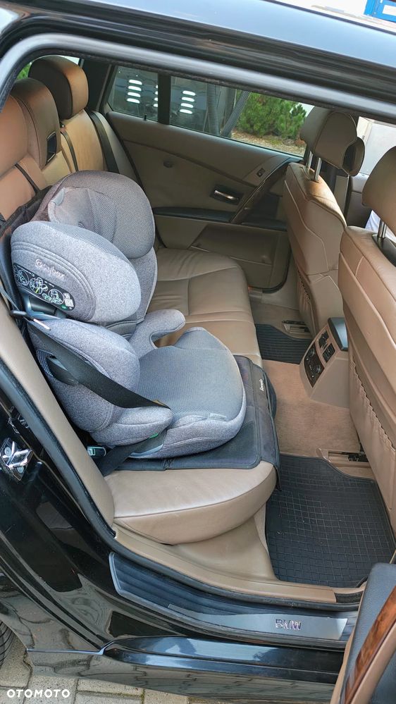 BMW Seria 5 535d Touring - 11
