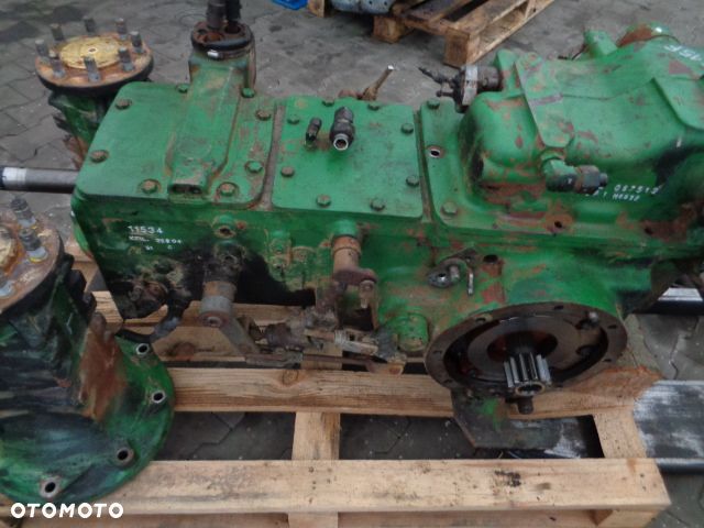 Most napęd tył obudowa atak talerz mechanizm różnicowy John Deere 5615F - 3