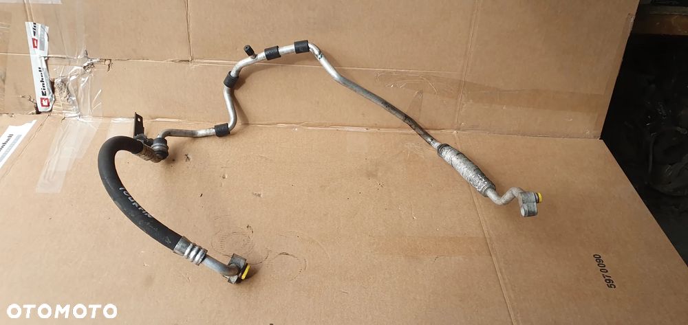 Przewód rurka klimatyzacji klimy VW Touran 1.9 TDI 1T0820743AA - 1