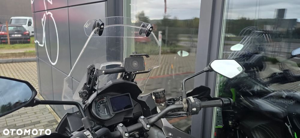 Kawasaki Versys 1100 SE - 28