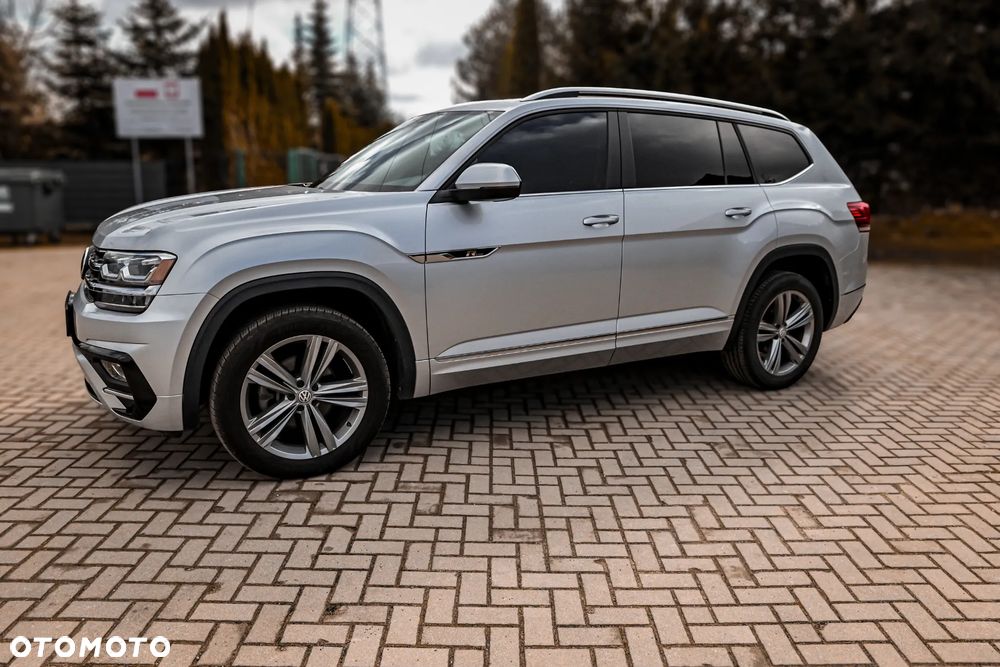 Volkswagen Atlas - 2