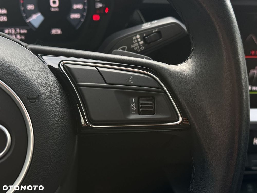 Audi A3 Limousine 35 TFSI mHEV S tronic - 17