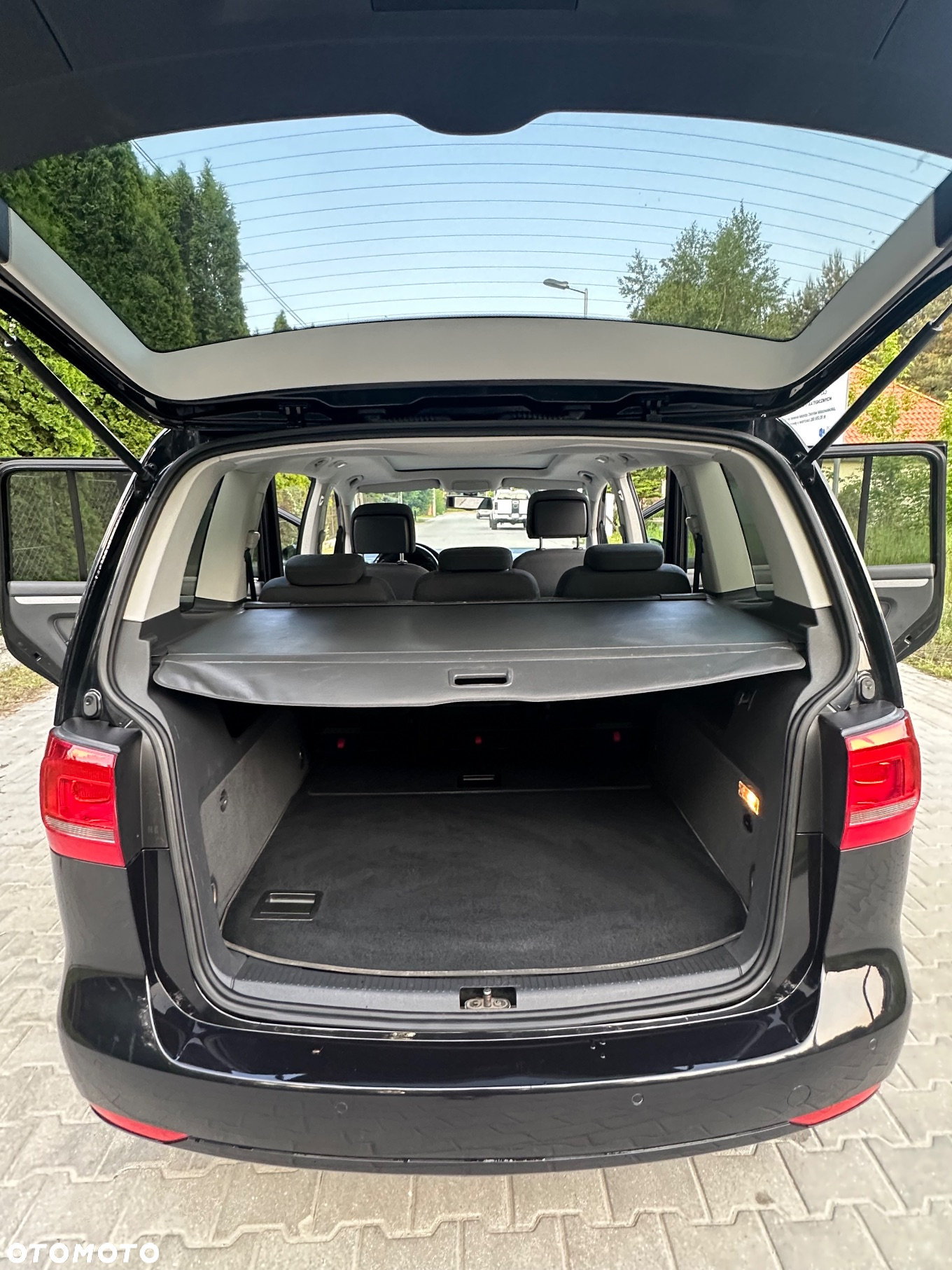 Volkswagen Touran 1.2 TSI BlueMot Comfortline - 32