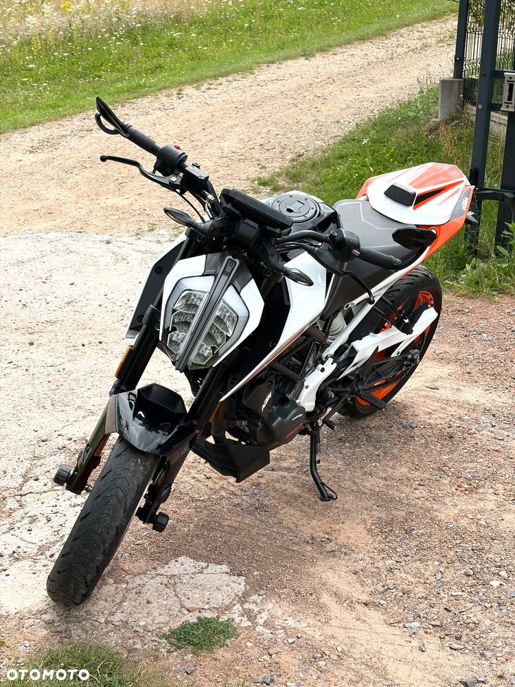KTM Duke 125 - 18