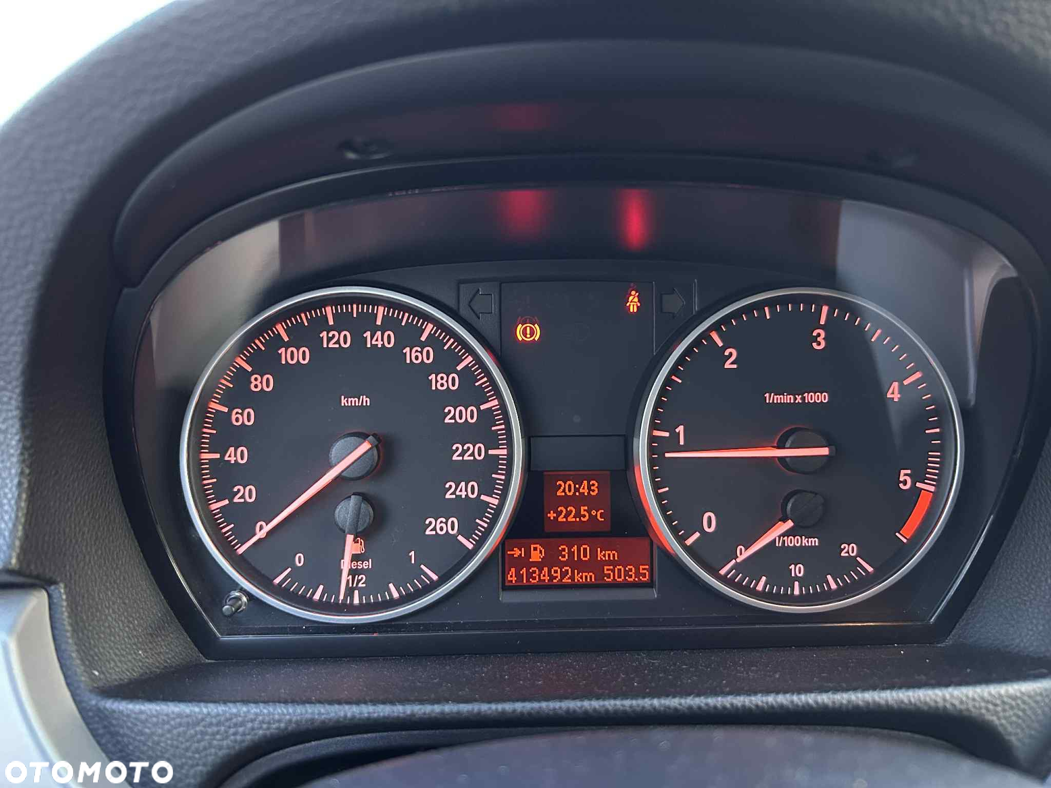 BMW Seria 3 318d DPF Touring - 16