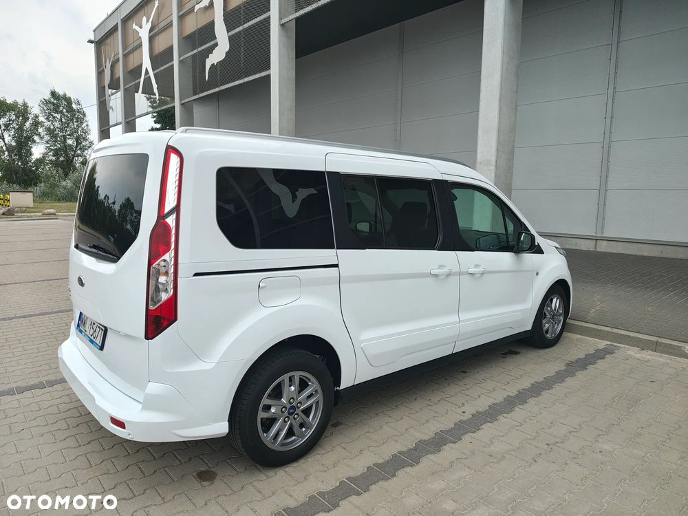 Ford Tourneo Connect Grand - 10