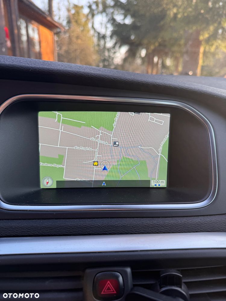 Volvo V40 D3 Geartronic Momentum - 11