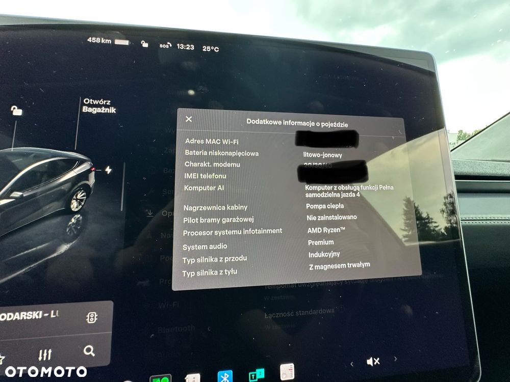 Tesla Model Y - 24