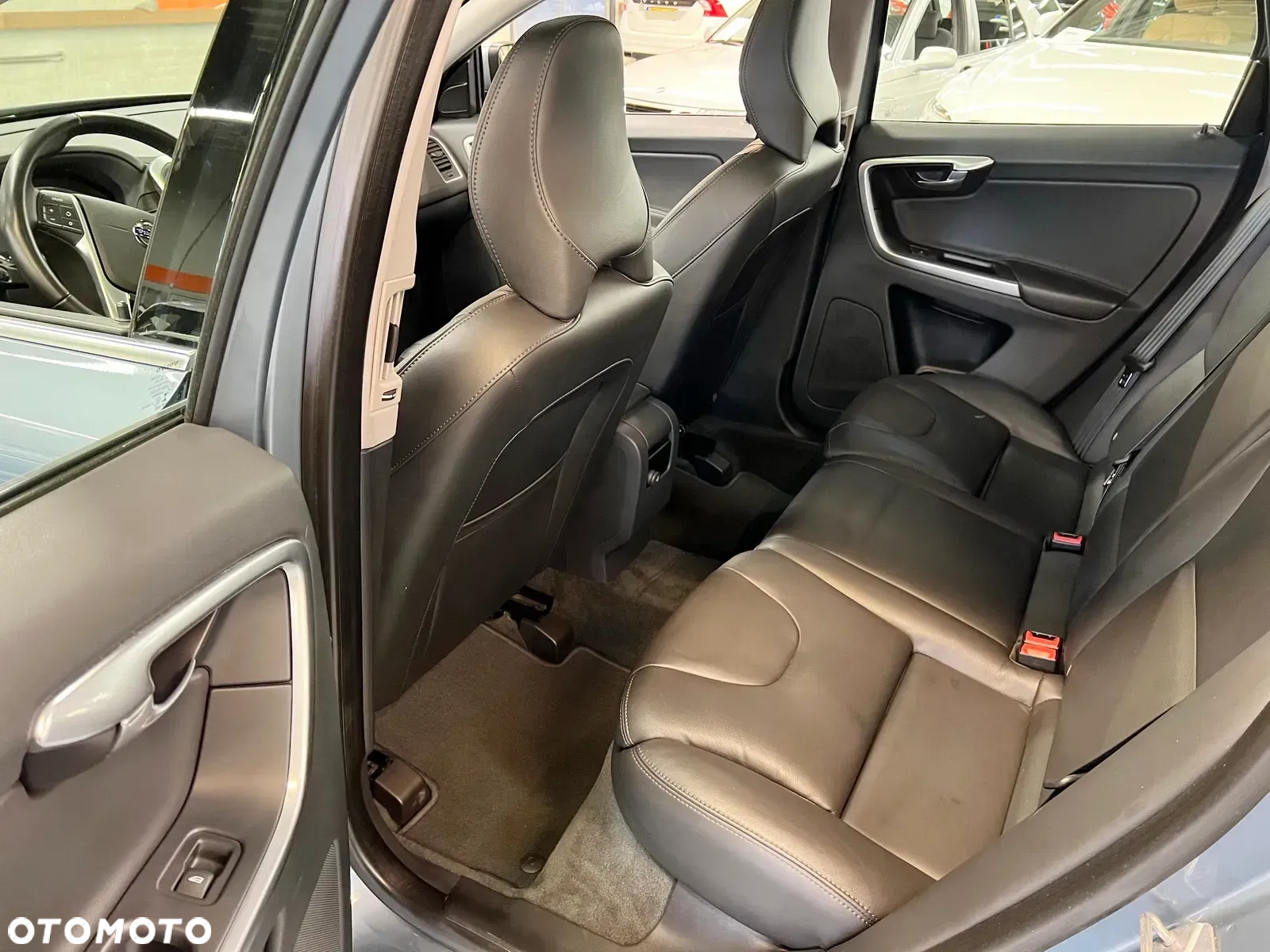 Volvo S60 D5 Drive-E Summum - 20