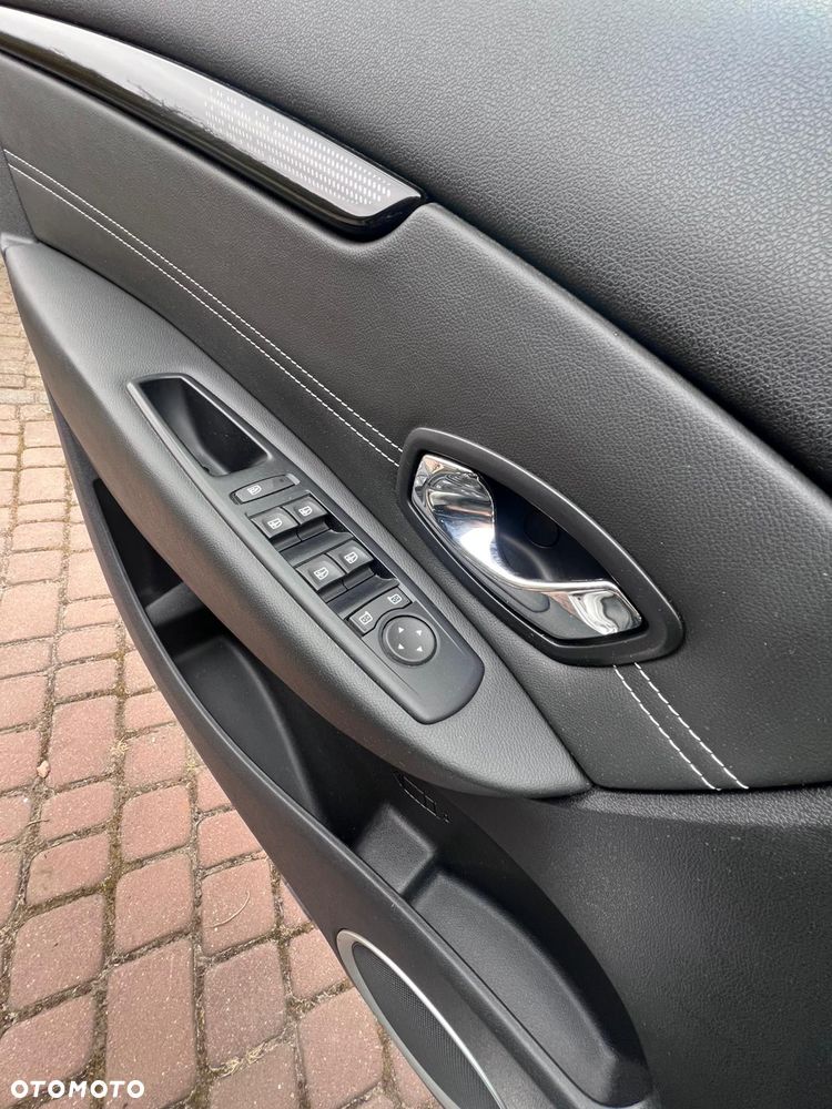 Renault Scenic 1.5 dCi Energy Limited EU6 - 17