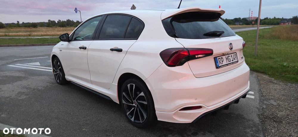 Fiat Tipo 1.4 T-Jet S-Design - 4