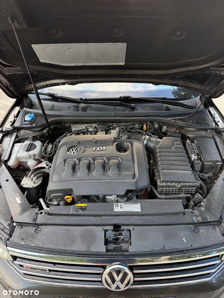 Volkswagen Passat - 23