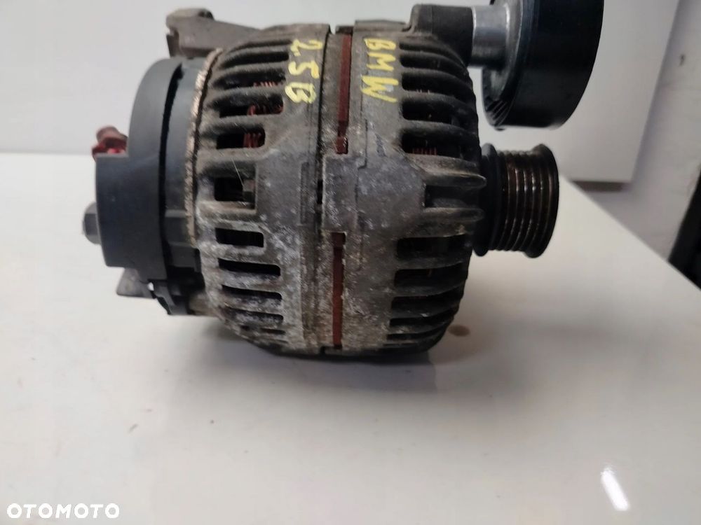 BMW X3 E83 03R- ALTERNATOR 2.5 BENZYNA 7519721 0124525026 - 2
