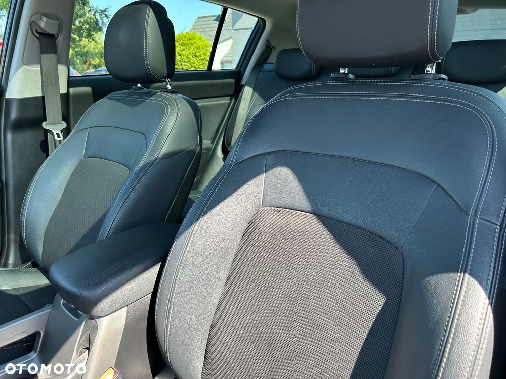 Kia Sportage 2.0 GDI AWD Spirit - 17