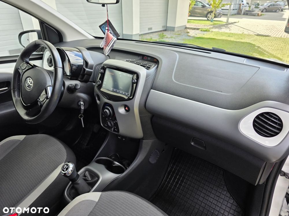 Toyota Aygo 1.0 VVT-i Black Edition - 12