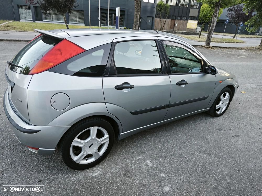 Ford Focus - 6