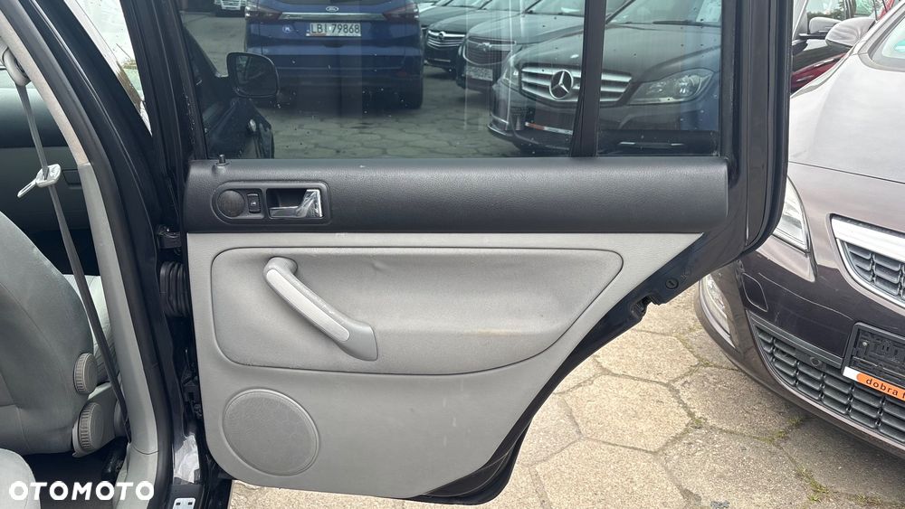 Volkswagen Bora - 11