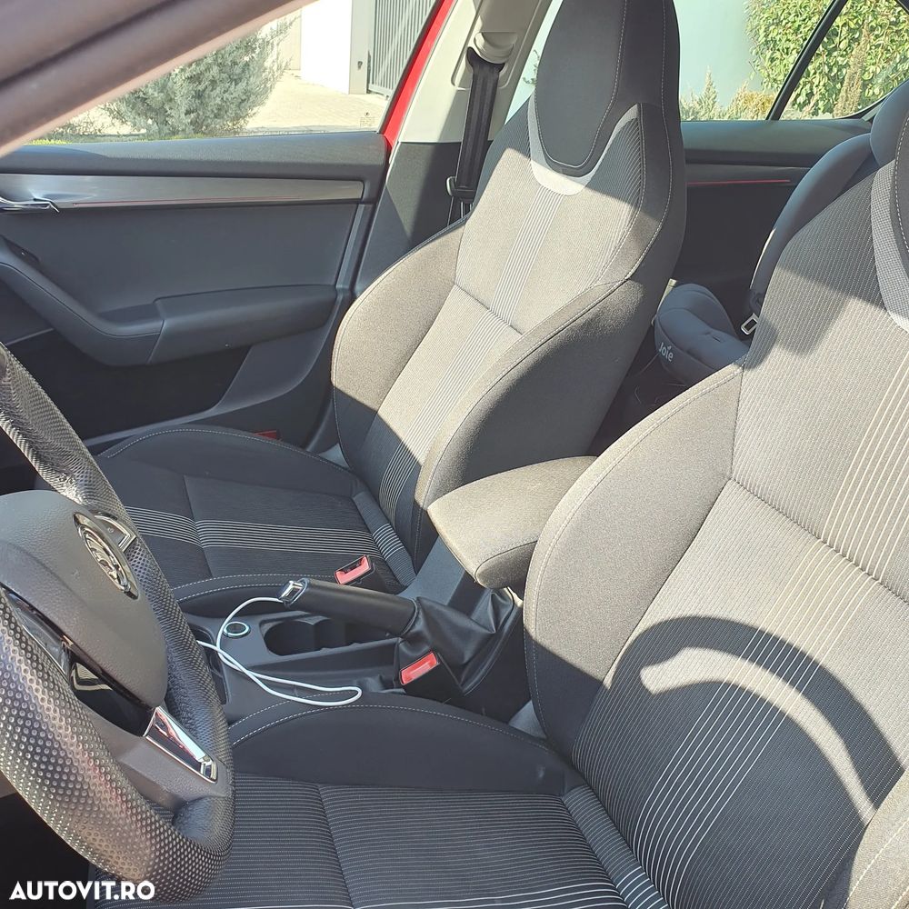 Skoda Octavia 1.5 TSI DSG Style - 9