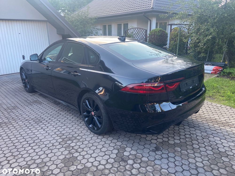 Jaguar XF D200 R-Dynamic HSE - 8