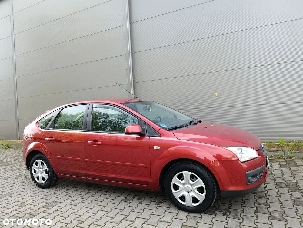 Ford Focus 1.6 16V Fun X - 4