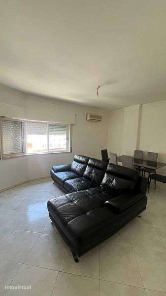 Apartamento mobilado em Santa Marta do Pinhal - Grande imagem: 2/11