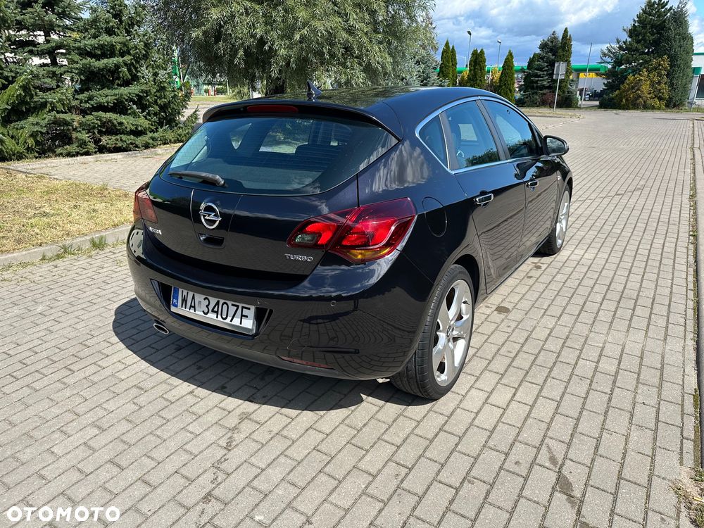 Opel Astra - 16