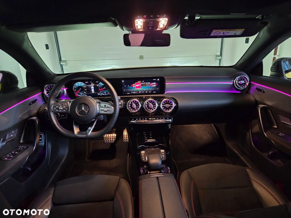 Mercedes-Benz CLA 250 4-Matic AMG Line 7G-DCT - 28