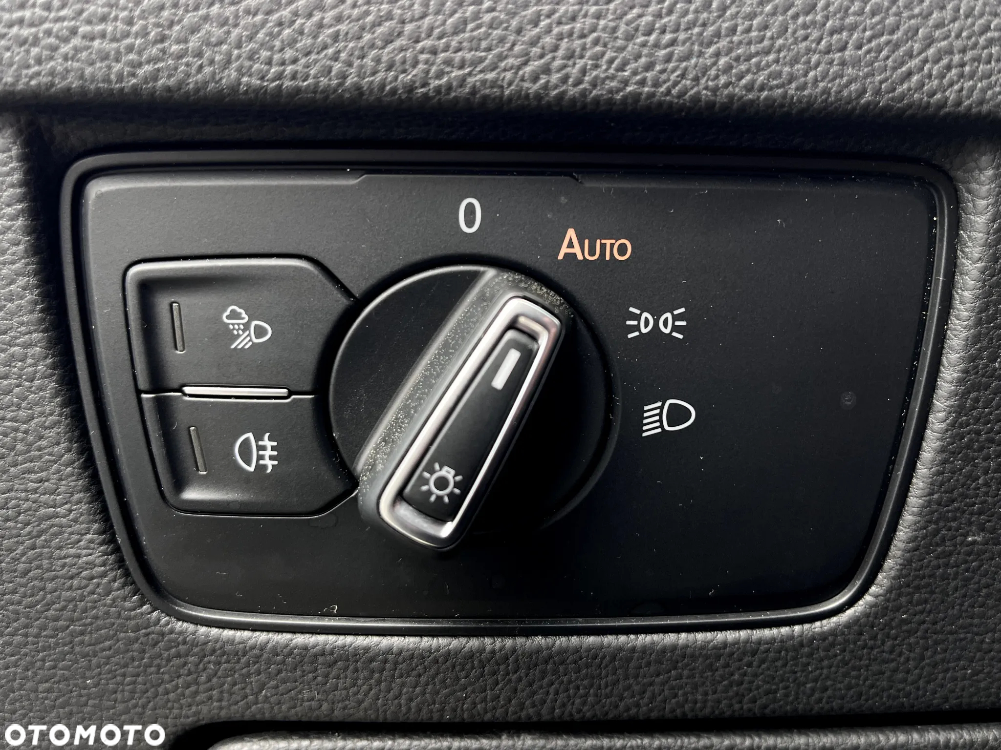 Volkswagen Arteon 2.0 TDI SCR R-Line DSG - 15