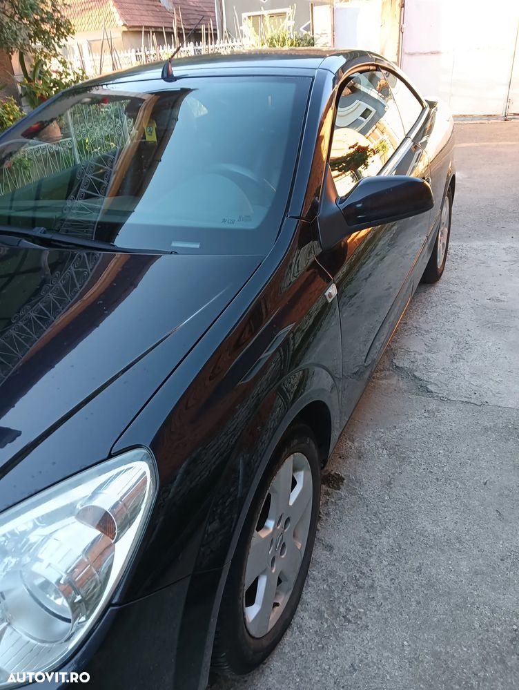 Opel Astra 1.9 CDTI Cosmo - 9