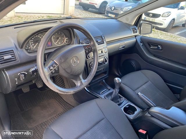 Mercedes-Benz A 160 Classic BlueEfficiency - 9