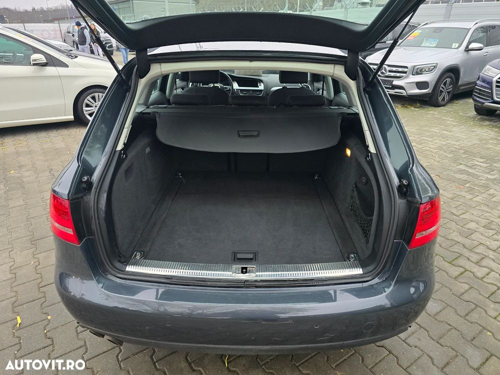 Audi A4 Avant 2.0 TDI DPF multitronic Attraction - 11