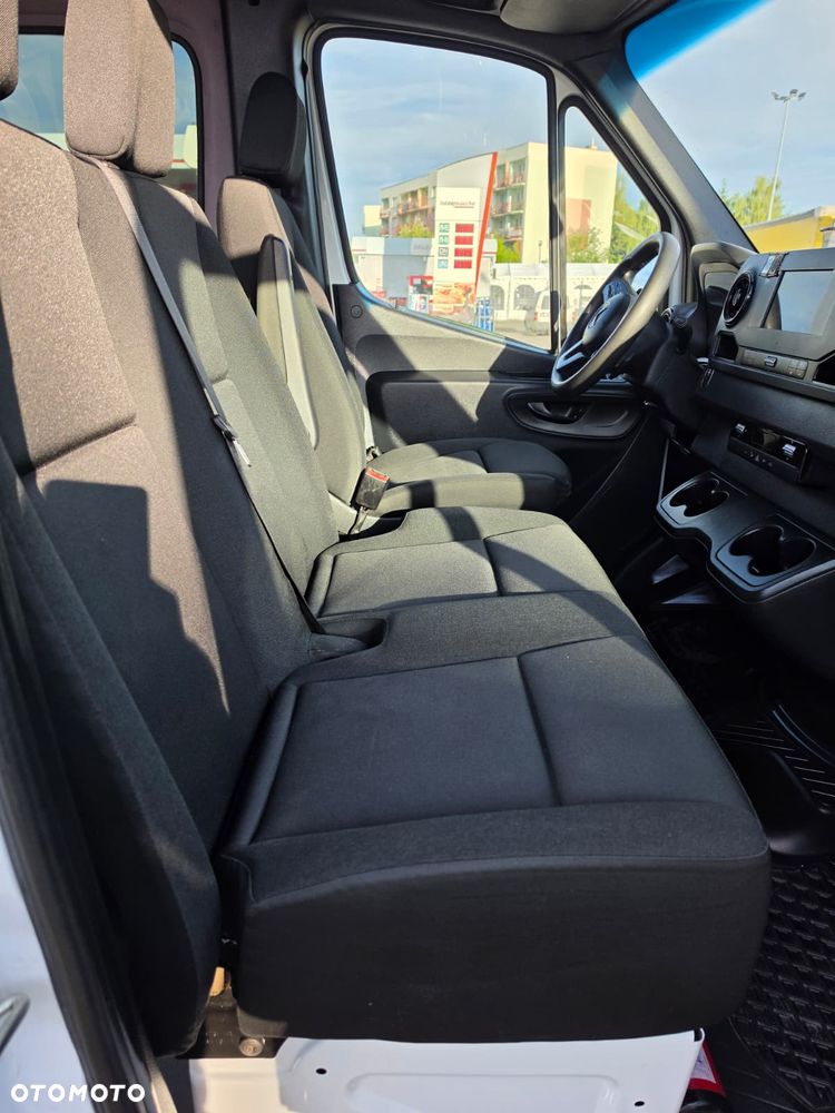 Mercedes-Benz sprinter - 10