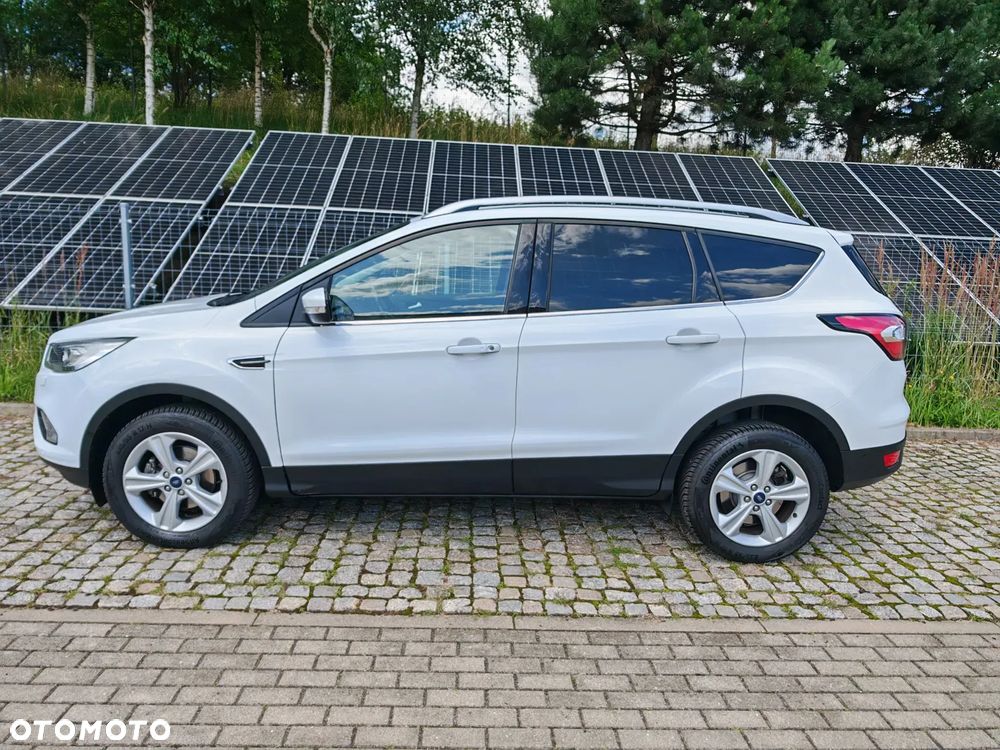 Ford Kuga 1.5 EcoBoost 2x4 Titanium - 10