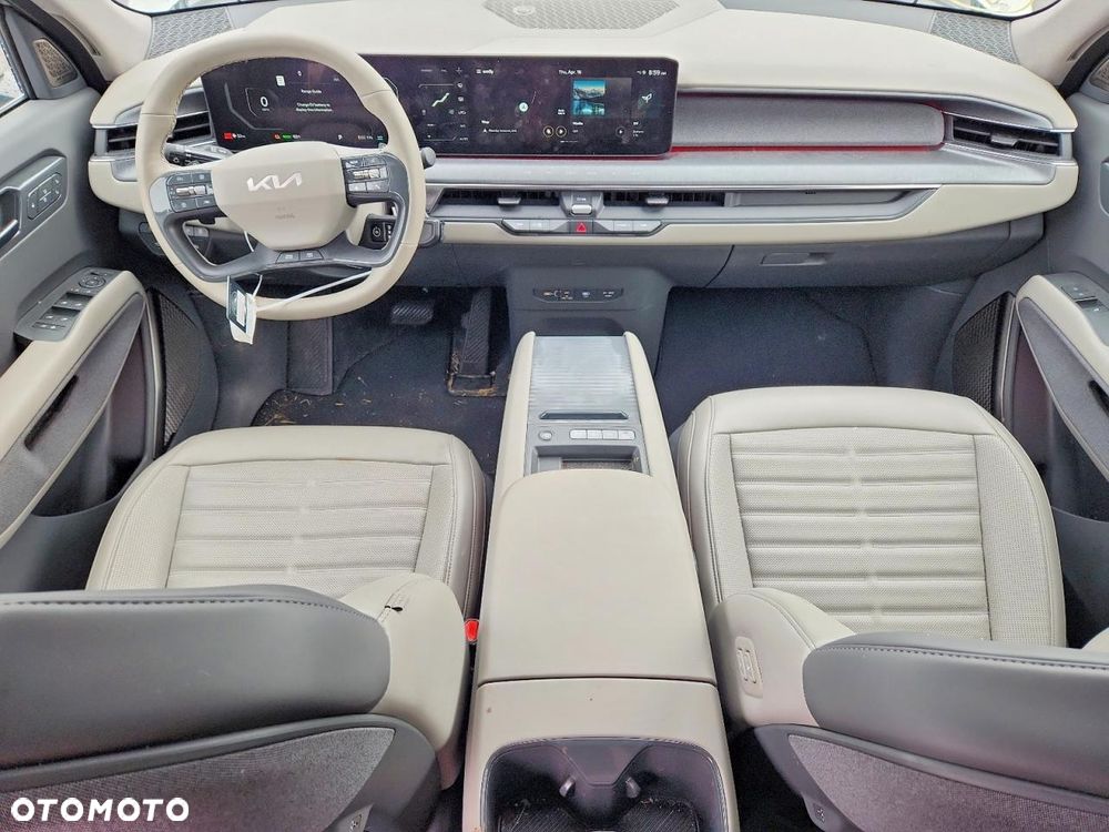 Kia EV9 - 9