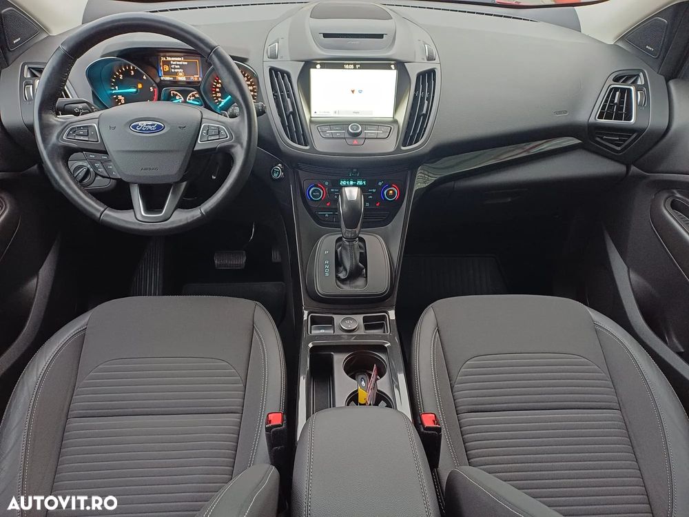 Ford Kuga 2.0 TDCi 4WD Powershift Titanium - 10