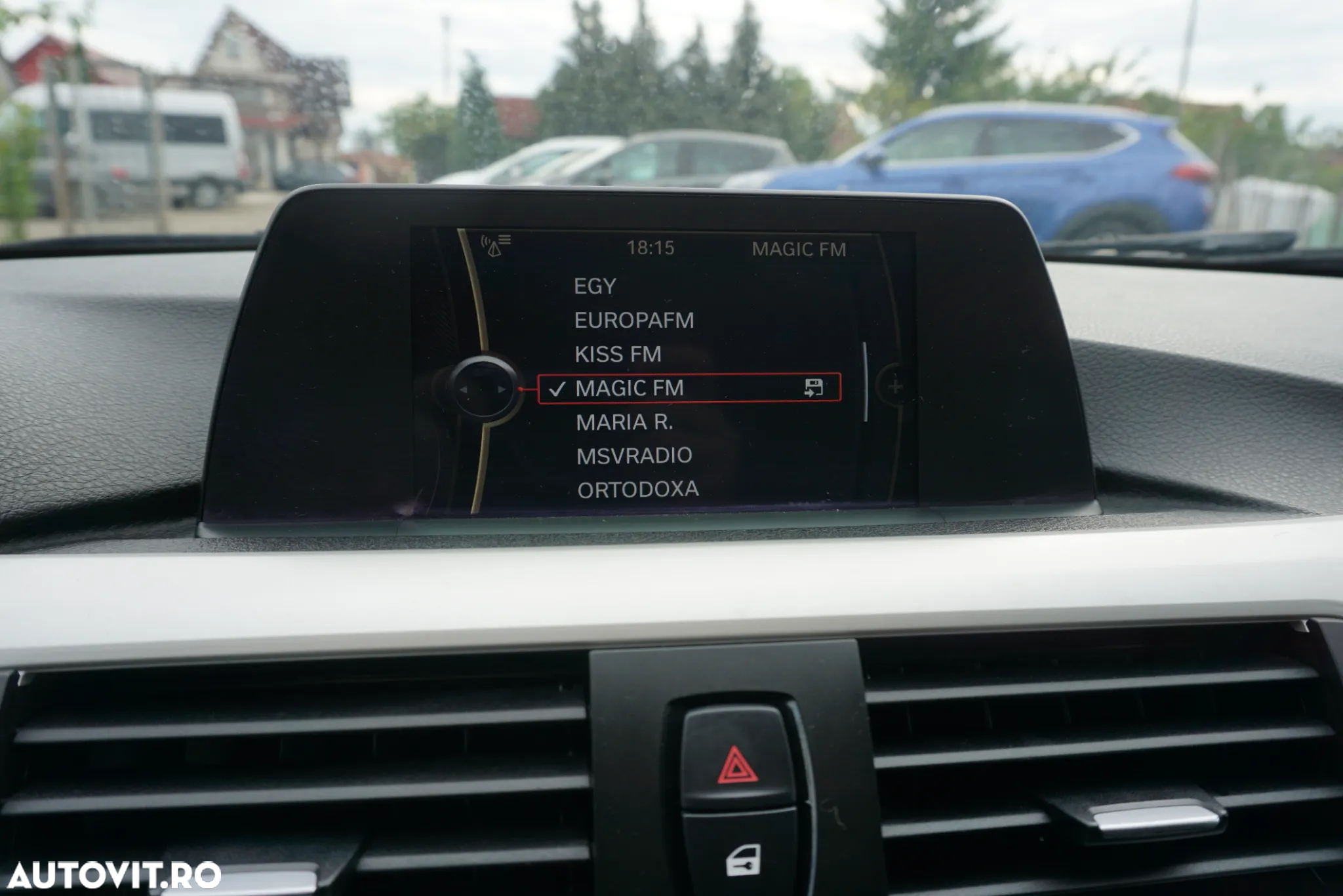 BMW Seria 3 320d Touring xDrive Aut. - 24