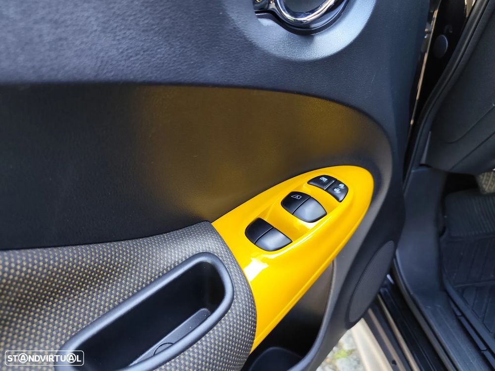 Nissan Juke 1.5 dCi N-Connecta P.Ext.1 San Diego Yellow - 19
