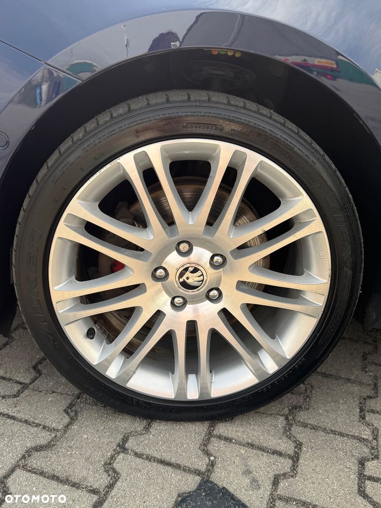 Skoda Superb 2.0 TDI Elegance - 14