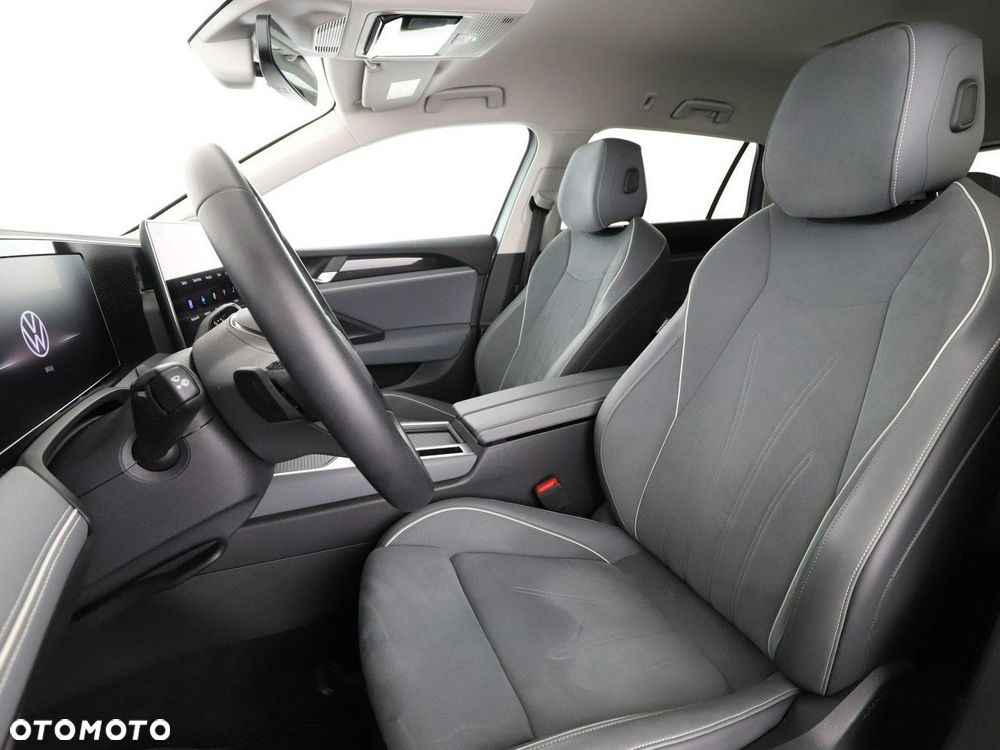 Volkswagen Passat Variant 1.5 e-TSI OPF DSG Business - 14